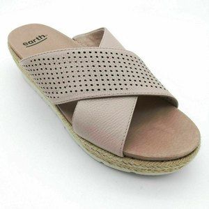 NEW Earth Modena Marigold Leather SlipOn Perforated Low Wedge Sandal Blush